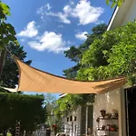 Plagniau Bed & Breakfast