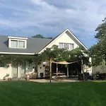 Plagniau Bed & Breakfast