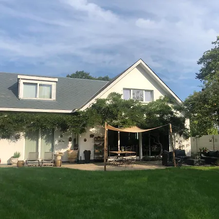 Plagniau Bed & Breakfast
